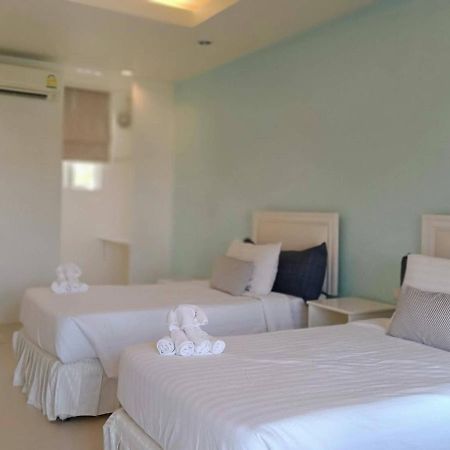 Banlomnow Hotel Chiang Rai Bagian luar foto